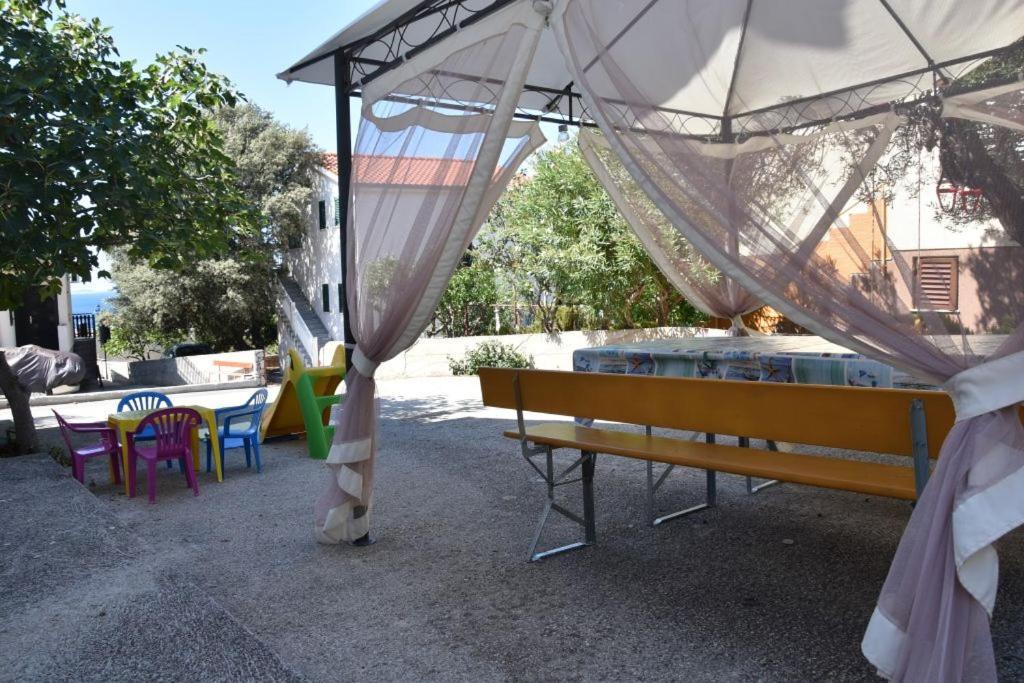 Apartmani Meri Ražanj 外观 照片