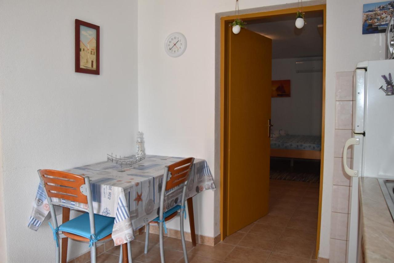 Apartmani Meri Ražanj 外观 照片