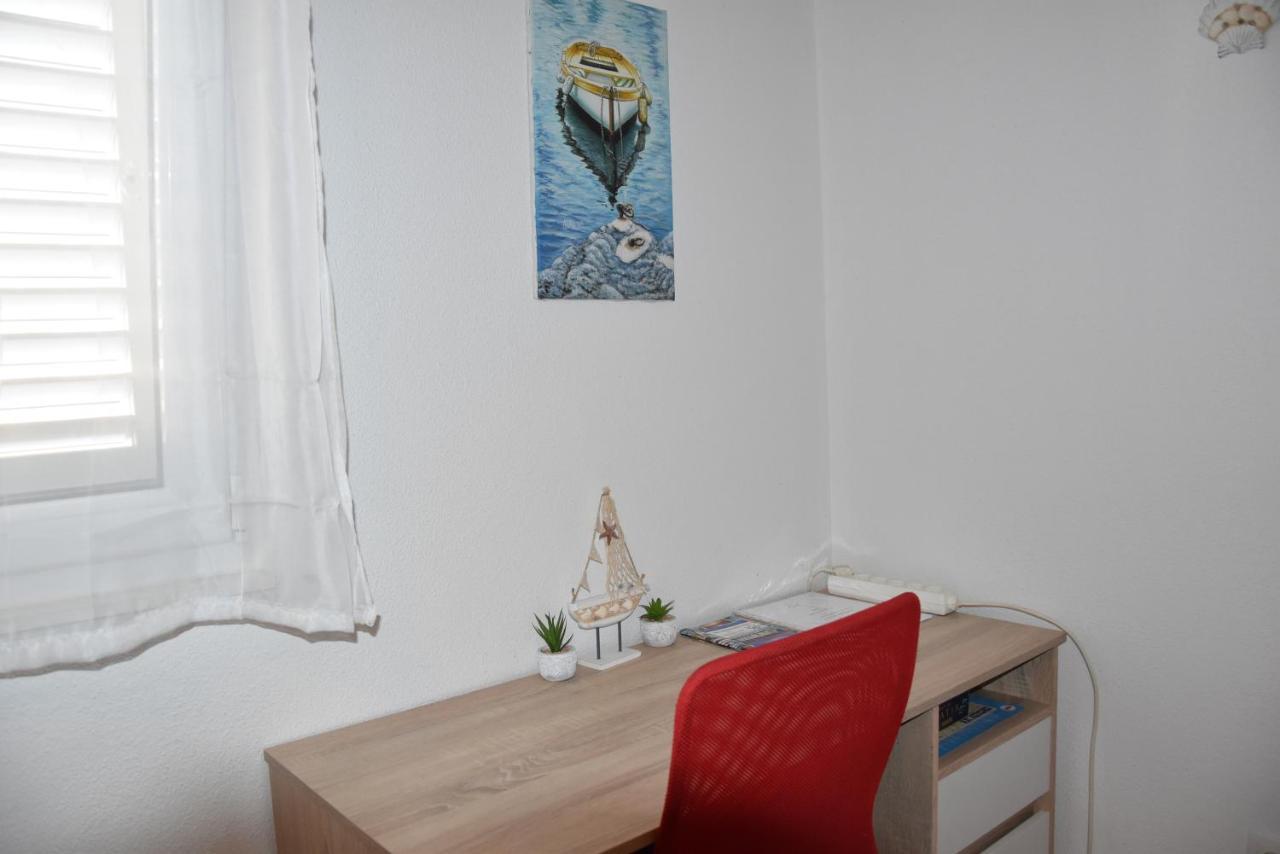 Apartmani Meri Ražanj 外观 照片