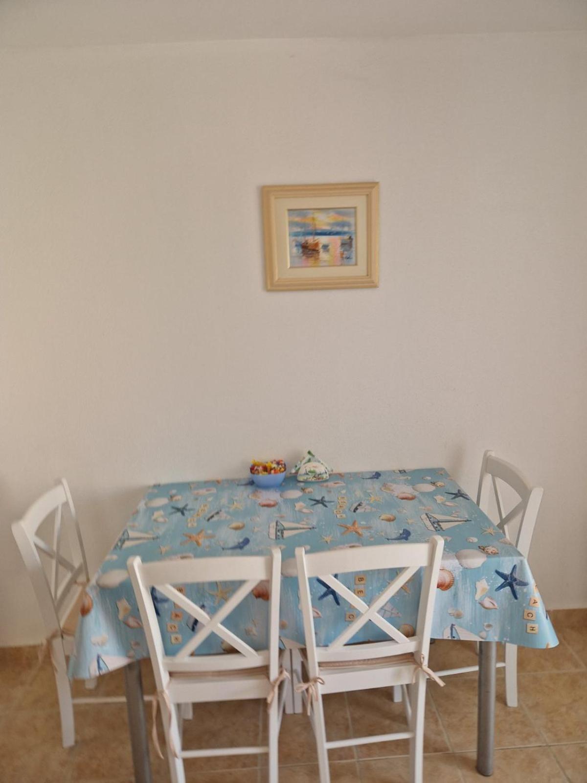 Apartmani Meri Ražanj 外观 照片